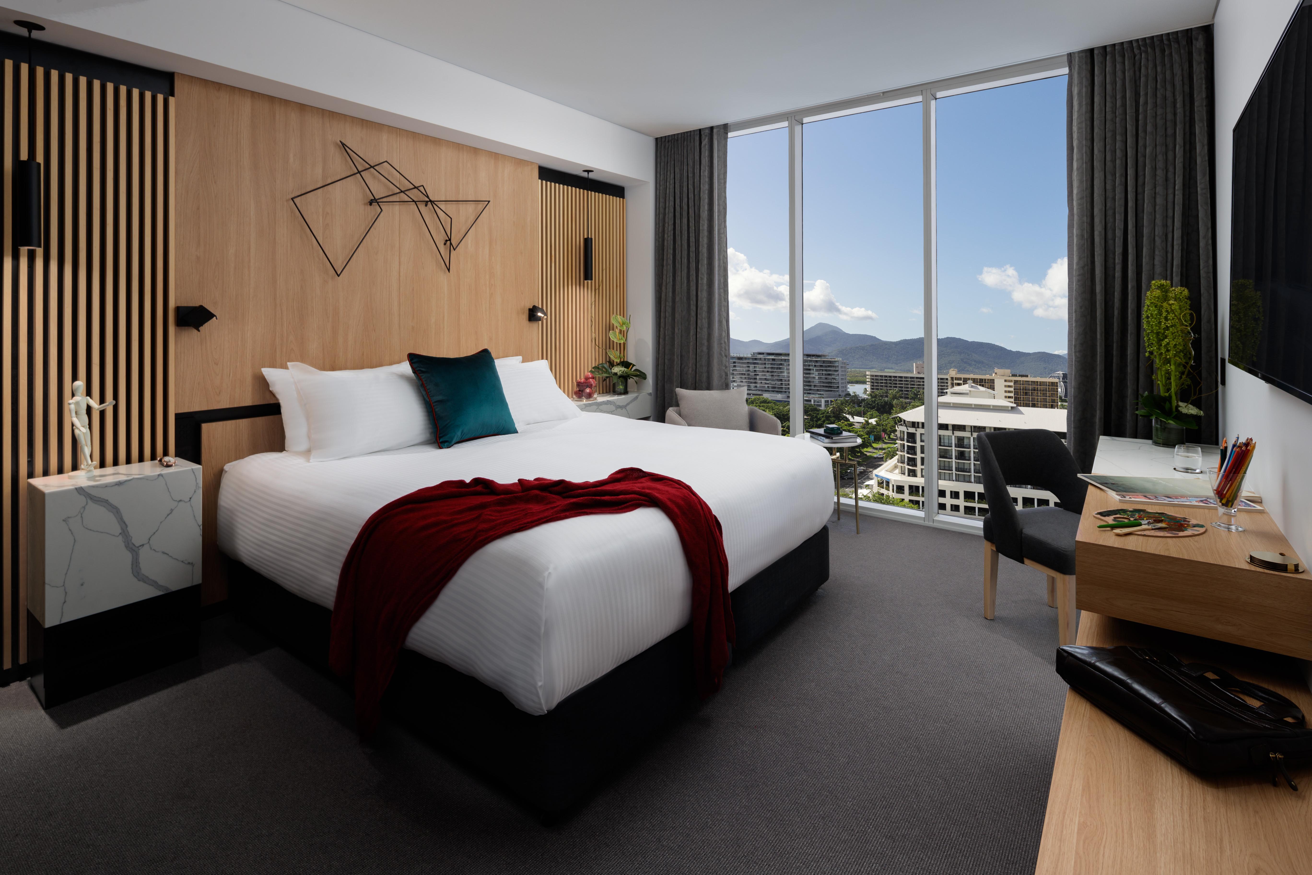 Crystalbrook Bailey Otel Cairns Dış mekan fotoğraf A room at the Hotel