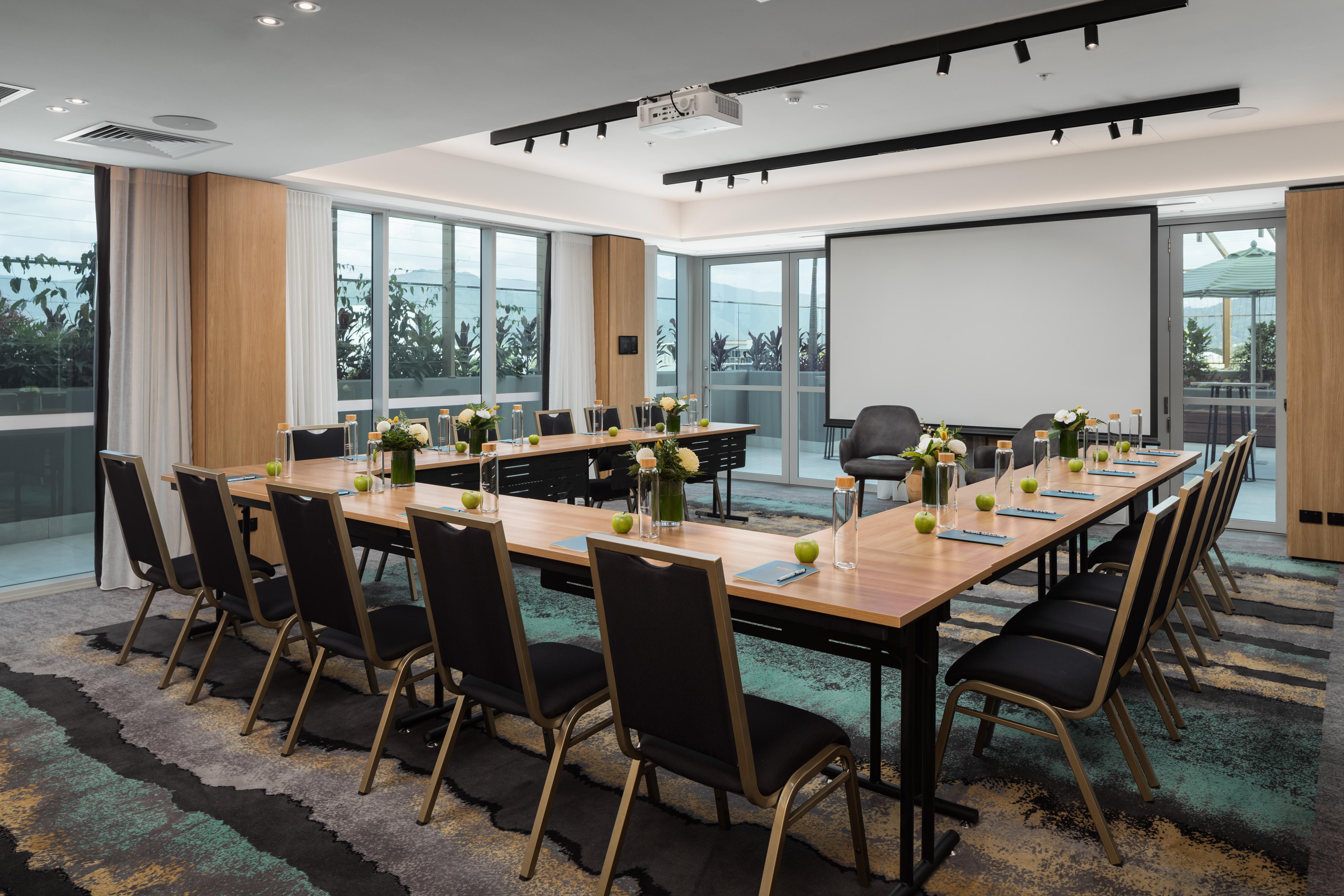 Crystalbrook Bailey Otel Cairns Dış mekan fotoğraf Meeting room