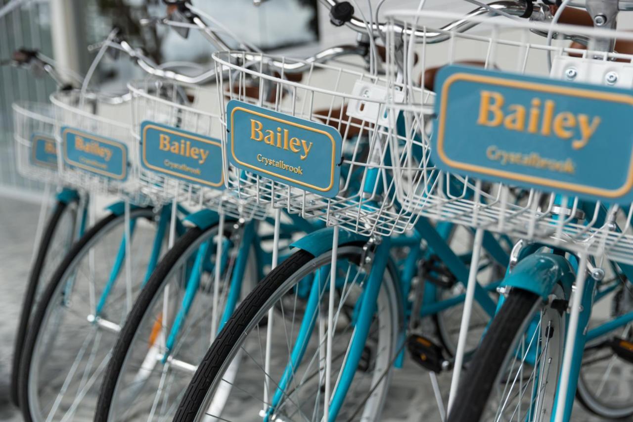 Crystalbrook Bailey Otel Cairns Dış mekan fotoğraf Bicycles for hire at the station