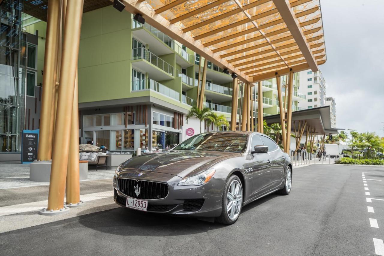 Crystalbrook Bailey Otel Cairns Dış mekan fotoğraf Maserati Quattroporte